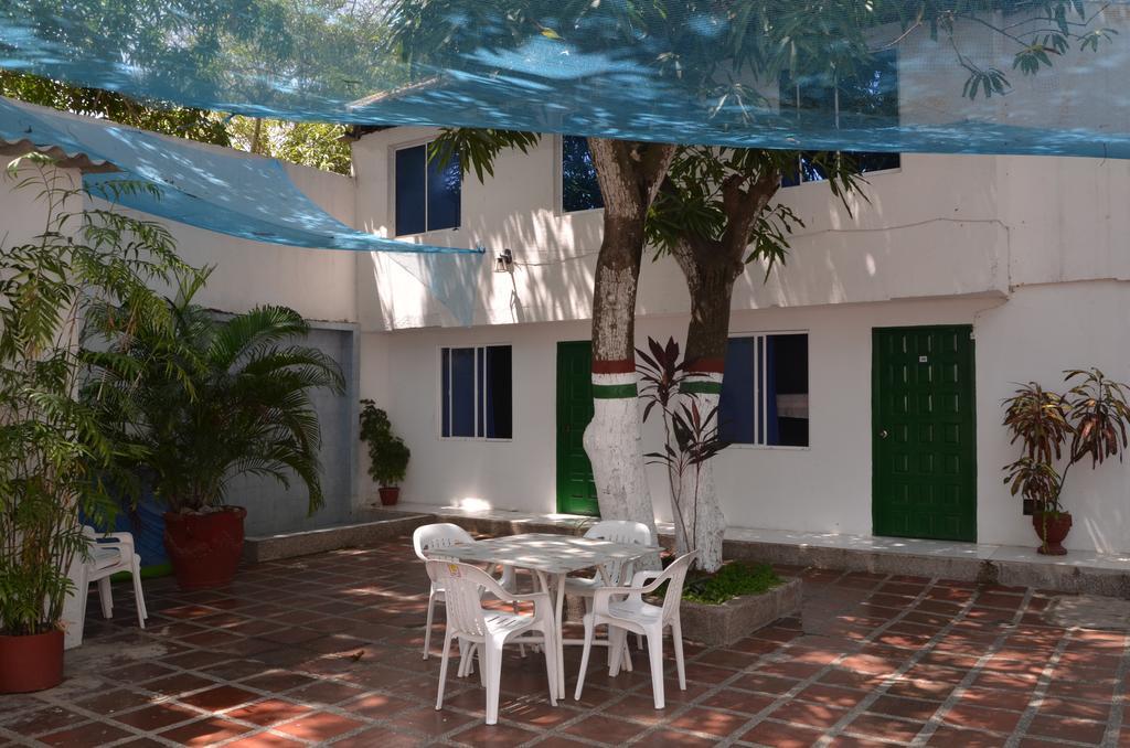 Hotel Vargas Airport Cartagène Extérieur photo