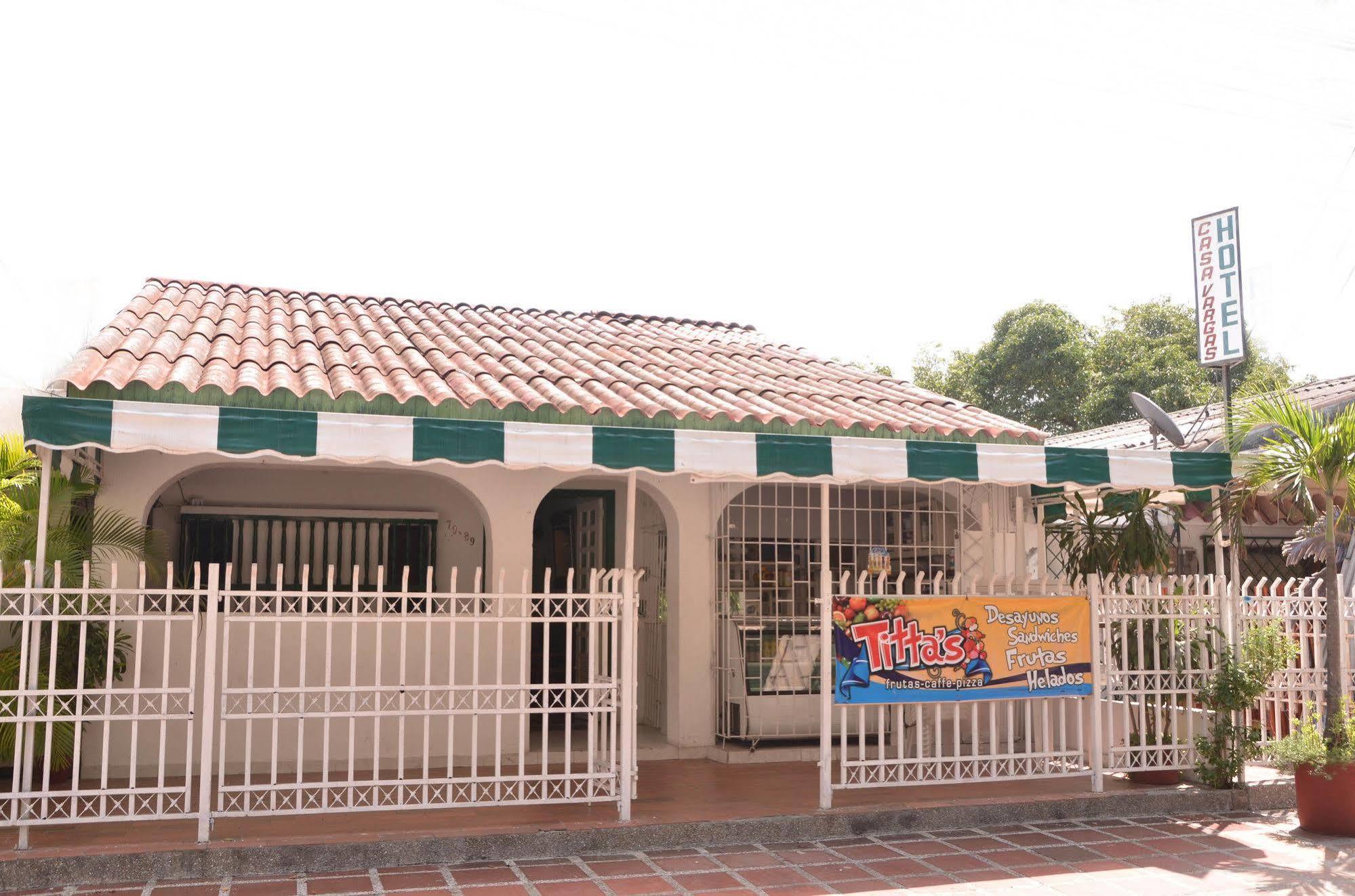 Hotel Vargas Airport Cartagène Extérieur photo